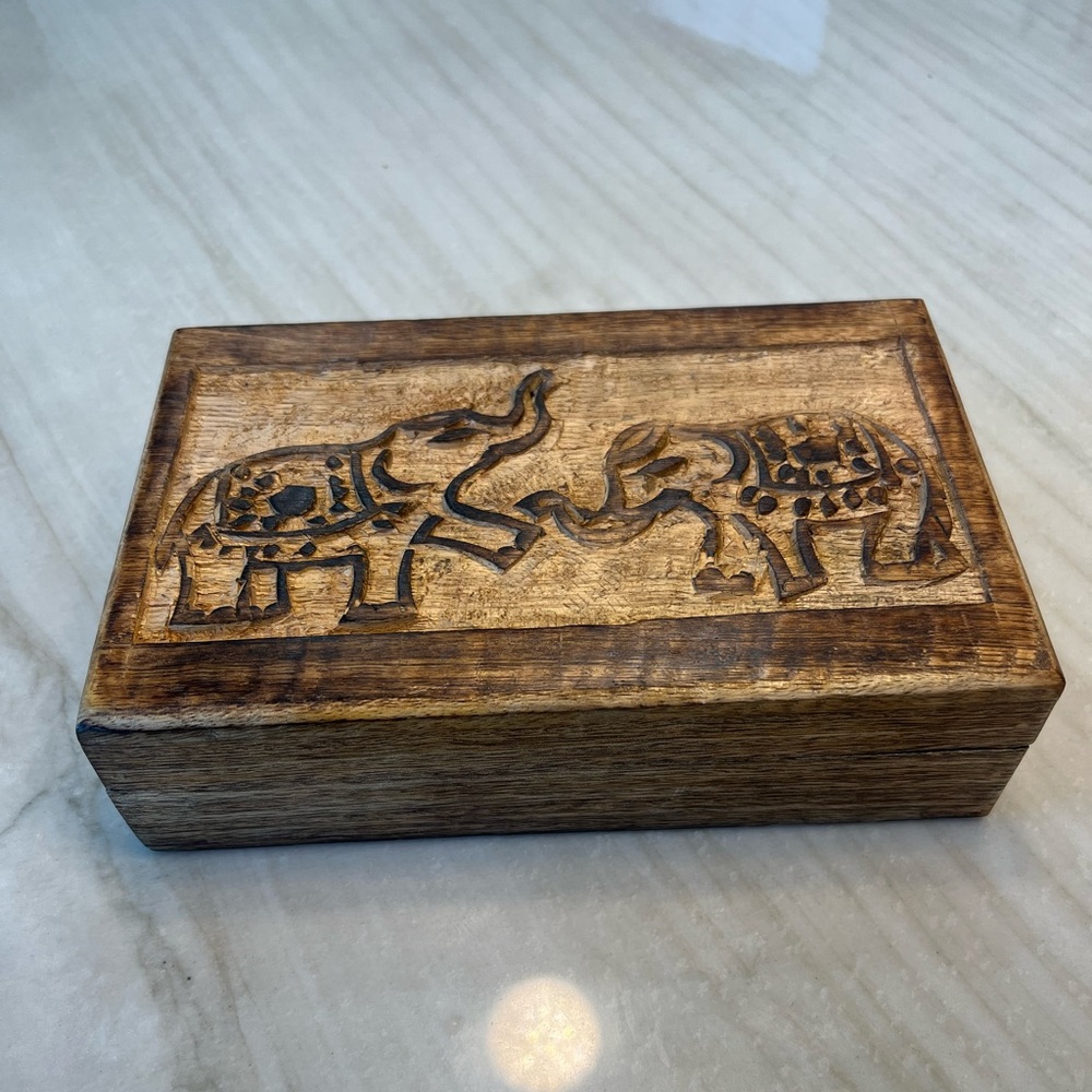 Hand Carved Elephant Wooden Box - Picture 2 of 4